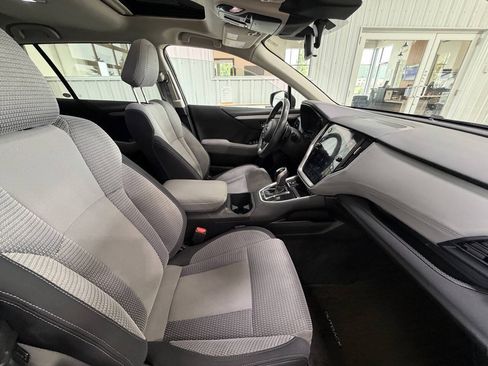 Used 2023 Subaru Outback Premium AWD/4WD image 26