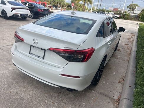 Used 2024 Honda Civic Sport image 7