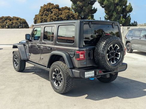 Used 2024 Jeep Wrangler Unlimited Rubicon 4xe image 7