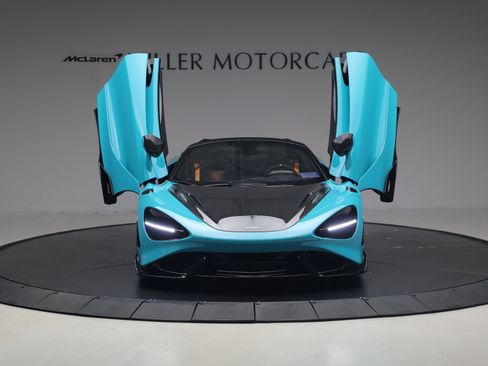 Used 2022 McLaren 765LT RWD image 13