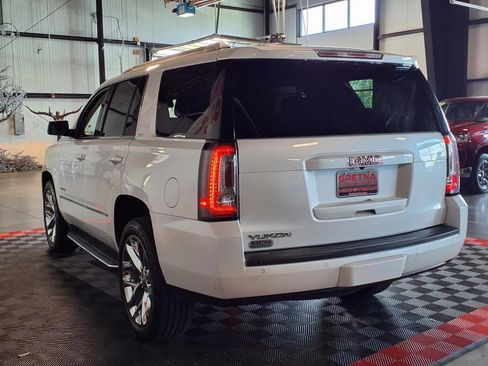 Used 2016 GMC Yukon SLT w/ Open Road Package AWD/4WD image 4
