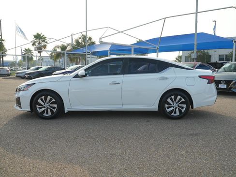 Used 2023 Nissan Altima 2.5 S image 10