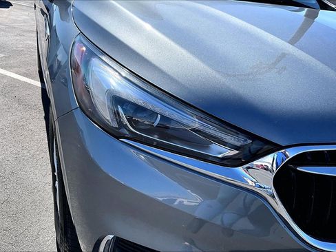 Used 2019 Buick Enclave Essence image 25