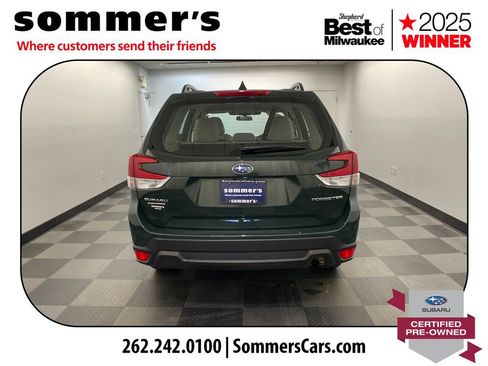 Used 2023 Subaru Forester AWD/4WD image 5