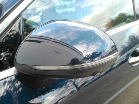 Used 2024 Mercedes-Benz GLC 300 SUV w/ Driver Assistance Package image 17