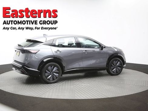 Used 2023 Nissan Ariya FWD image 42