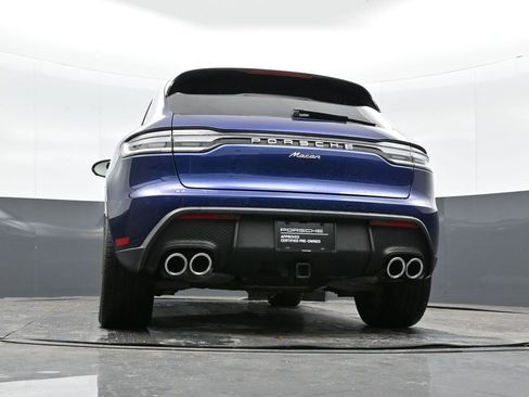Certified 2024 Porsche Macan image 36