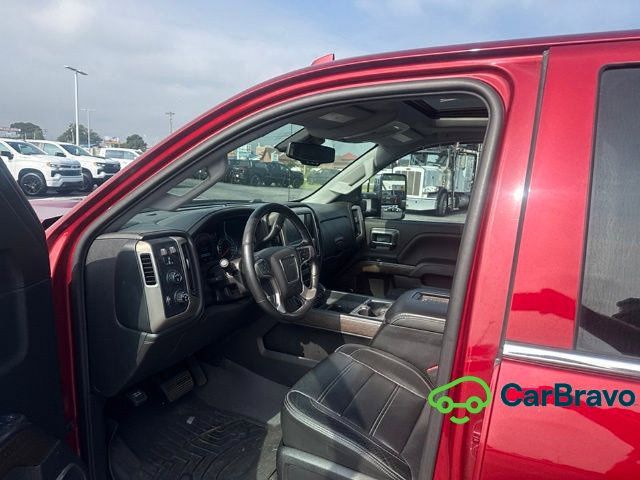Used 2019 GMC Sierra 2500 Denali w/ Duramax Plus Package AWD/4WD image 9