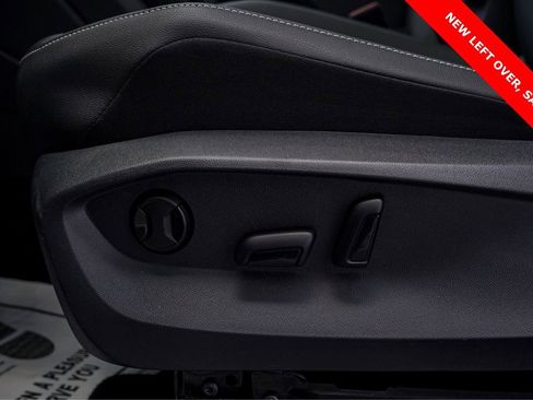 Certified 2024 Volkswagen Tiguan SE R-Line FWD image 19