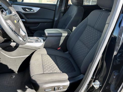 Used 2022 Chevrolet Blazer LT image 16