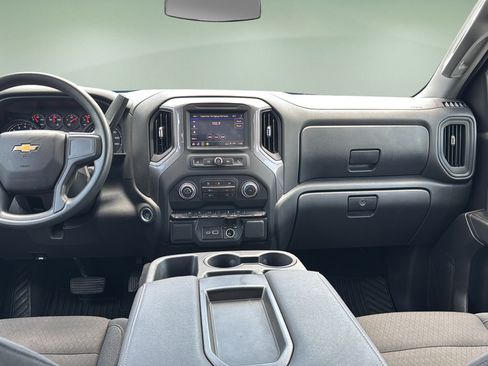 Used 2025 Chevrolet Silverado 1500 Custom w/ Turbomax Blackout Package RWD image 9