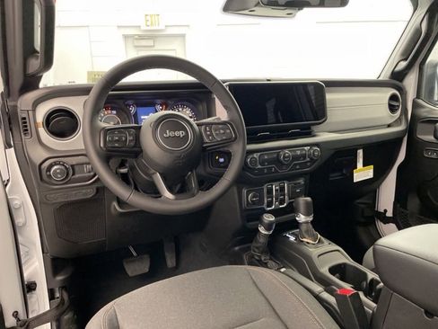 New 2026 Jeep Gladiator Sport image 9