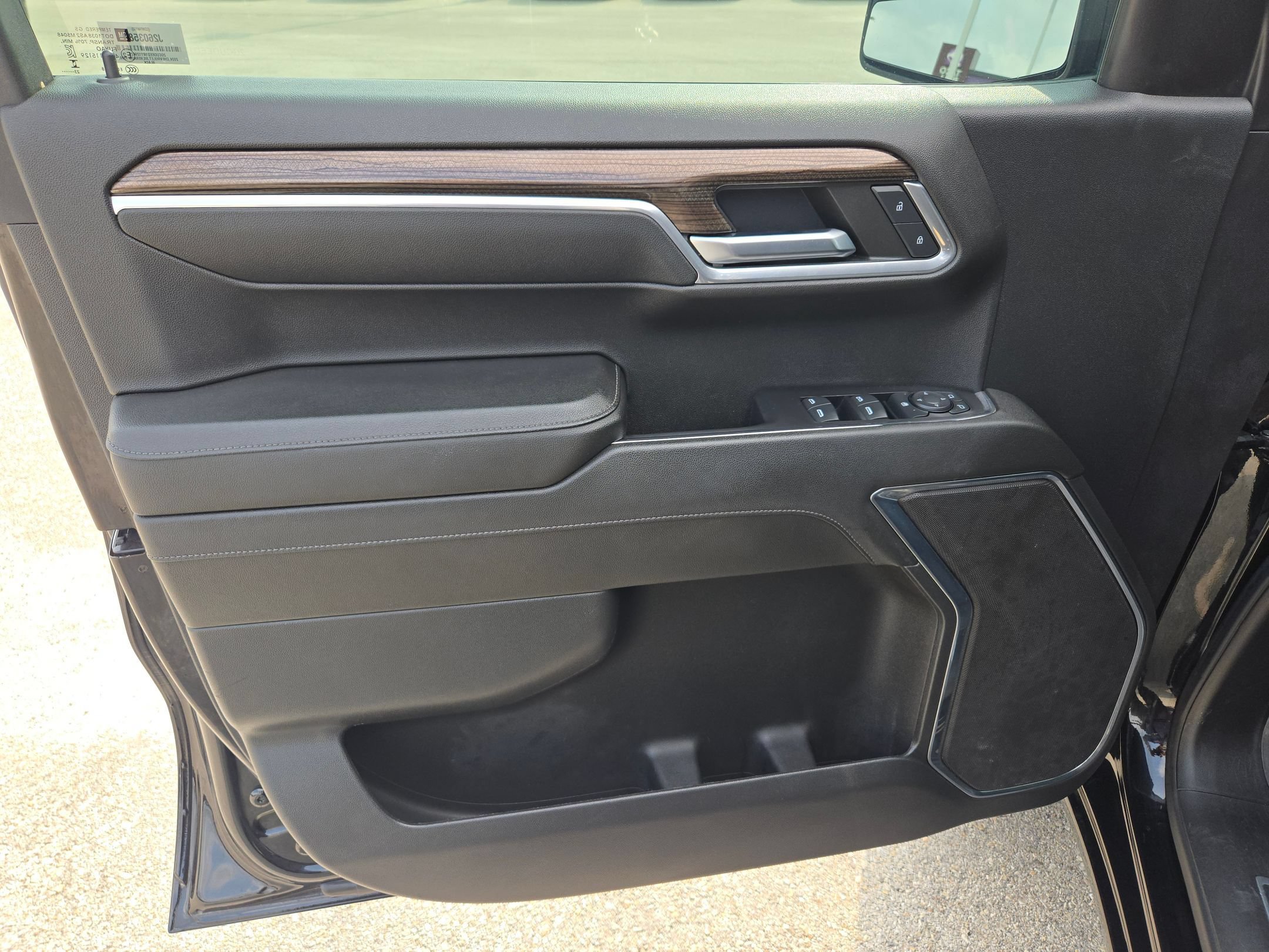Used 2024 Chevrolet Silverado 1500 RST AWD/4WD image 11