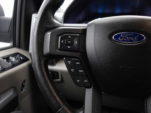 Used 2015 Ford F150 XLT w/ Equipment Group 301A Mid AWD/4WD image 39