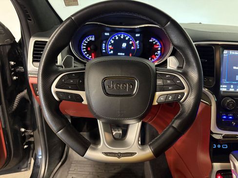 Used 2018 Jeep Grand Cherokee Trackhawk AWD/4WD image 16