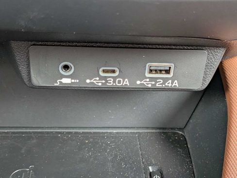 Used 2025 Subaru Forester Touring AWD/4WD image 27