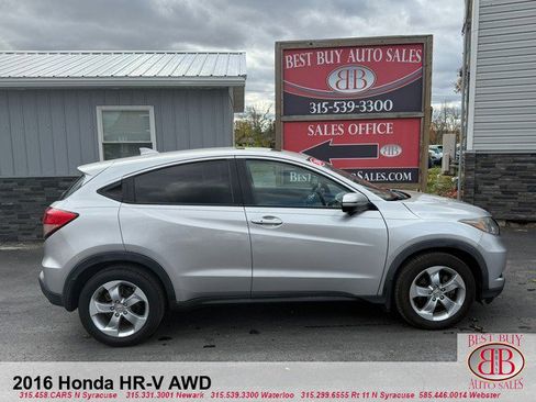 Used 2016 Honda HR-V EX image 12
