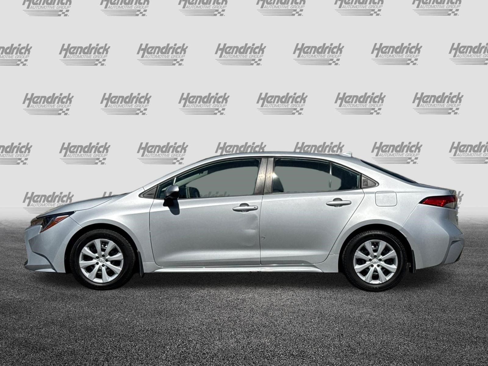 Used 2020 Toyota Corolla LE FWD image 8