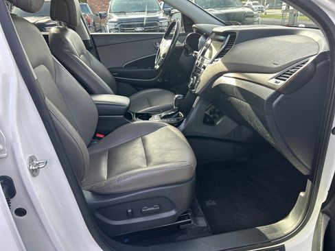 Used 2019 Hyundai Santa Fe XL image 20