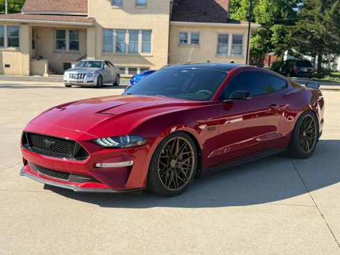 Used 2021 Ford Mustang GT Premium w/ Equipment Group 401A RWD image 5