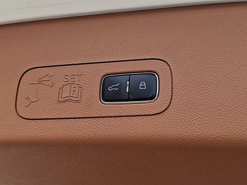 Certified 2023 Lincoln Aviator Black Label w/ Dynamic Handling Package AWD/4WD image 30