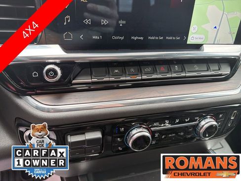 Used 2025 GMC Sierra 1500 SLT w/ SLT Convenience Package AWD/4WD image 16