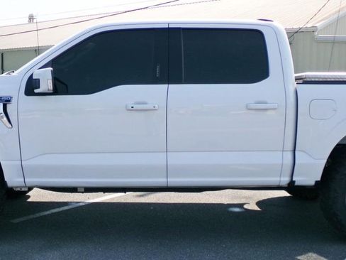 Used 2021 Ford F150 Lariat w/ FX4 Off-Road Package AWD/4WD image 2