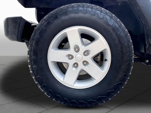 Used 2016 Jeep Wrangler Sport w/ Quick Order Package 24S AWD/4WD image 10