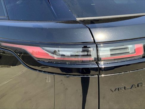 New 2026 Land Rover Range Rover Velar Dynamic SE image 5