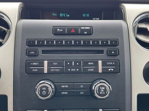 Used 2011 Ford F150 XLT w/ XLT Chrome Pkg image 9