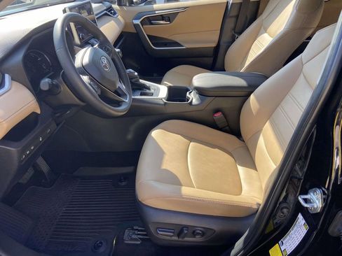 Used 2025 Toyota RAV4 XLE Premium w/ Weather Package FWD image 18