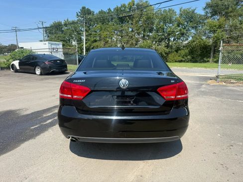 Used 2013 Volkswagen Passat 2.5 SE FWD image 4