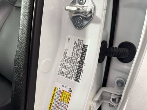 Used 2024 Honda Civic EX-L image 38