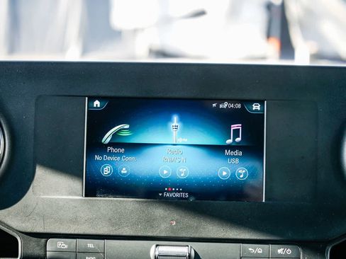 Used 2024 Mercedes-Benz Sprinter 2500 image 13