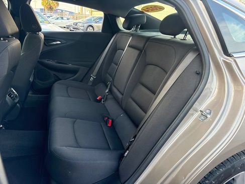 Used 2024 Chevrolet Malibu LT FWD image 11