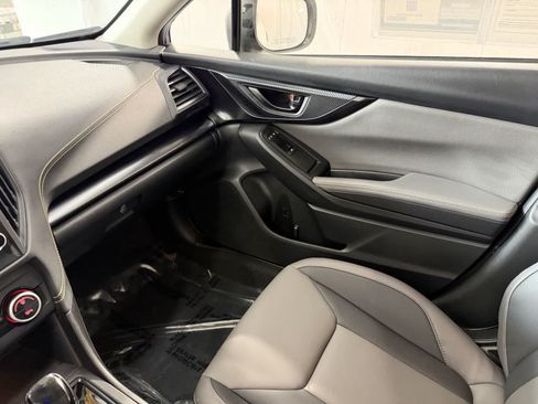 Used 2021 Subaru Crosstrek 2.5i Sport w/ Moonroof Package AWD/4WD image 24