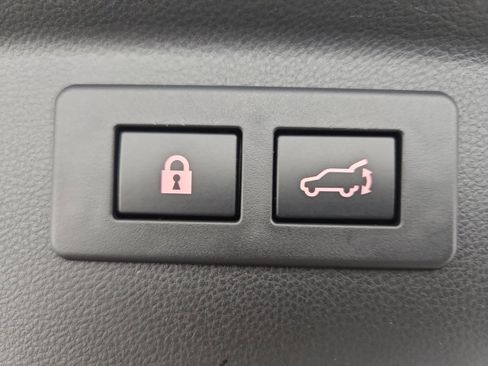 Used 2024 Subaru Forester Sport image 35