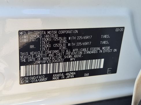 Used 2020 Toyota RAV4 XLE w/ XLE Grade Weather Package AWD/4WD image 33