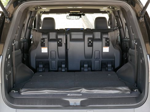 Used 2026 Lexus LX 600 F Sport w/ Accessory Package (Z1) AWD/4WD image 45