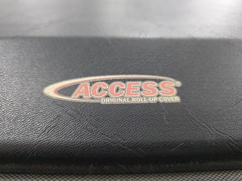 Used 2023 GMC Sierra 3500 AT4 w/ AT4 Preferred Package image 5