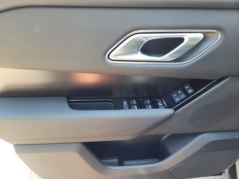 Used 2026 Land Rover Range Rover Velar Dynamic SE image 24