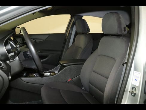 Used 2022 Chevrolet Malibu RS FWD image 12