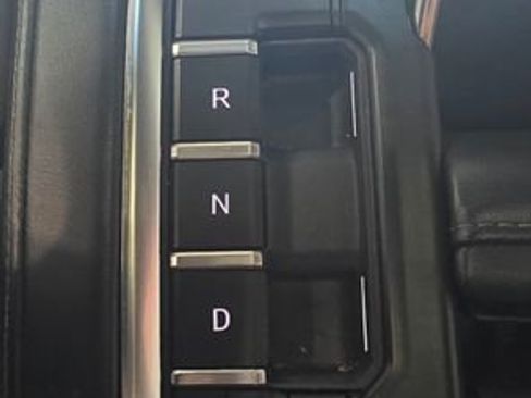 Used 2021 Chevrolet Tahoe LT image 22