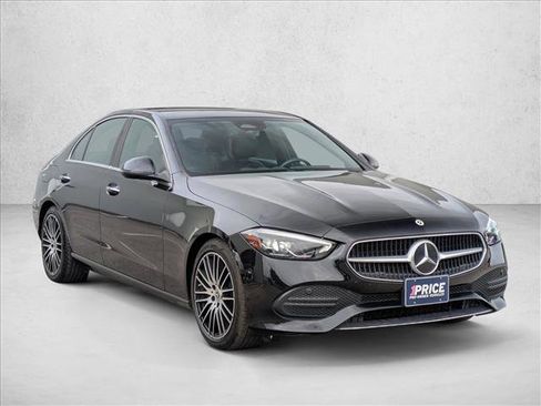 Used 2024 Mercedes-Benz C 300 4MATIC Sedan image 3