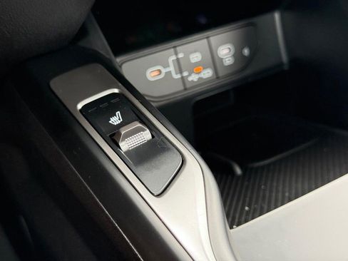 New 2026 Kia Sorento S w/ S Panoramic Sunroof Package image 19