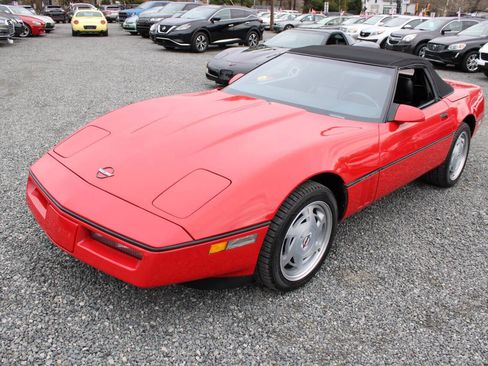 Used 1989 Chevrolet Corvette Convertible image 11