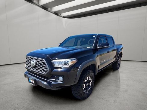 Used 2020 Toyota Tacoma TRD Off-Road w/ Technology Package AWD/4WD image 1