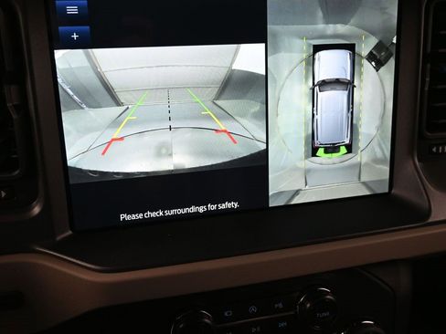 Used 2024 Ford Bronco Wildtrak image 18