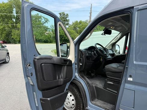 Used 2019 RAM ProMaster 2500 FWD image 12