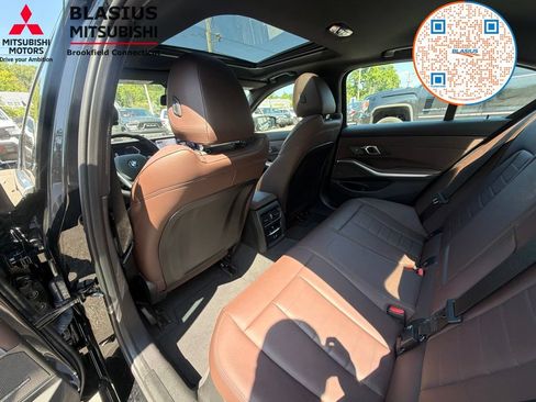 Used 2024 BMW 330i xDrive Sedan AWD/4WD image 47